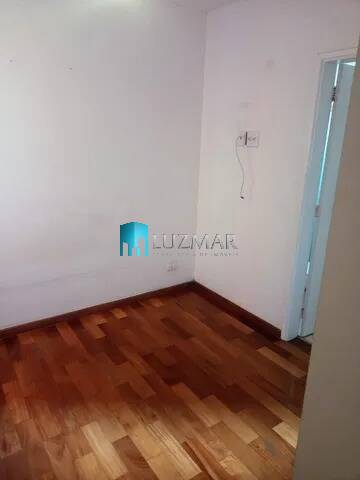 Apartamento à venda com 3 quartos, 75m² - Foto 12