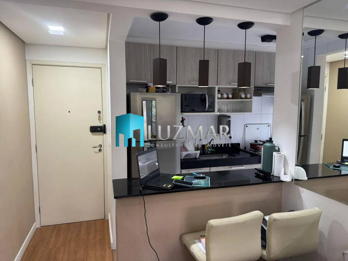 Apartamento à venda com 2 quartos, 48m² - Foto 2