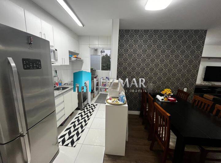 Apartamento à venda com 2 quartos, 64m² - Foto 5