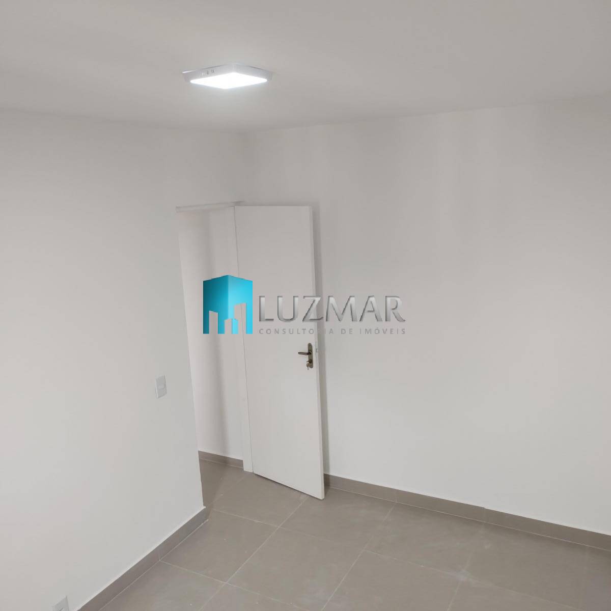 Apartamento à venda com 2 quartos, 56m² - Foto 8