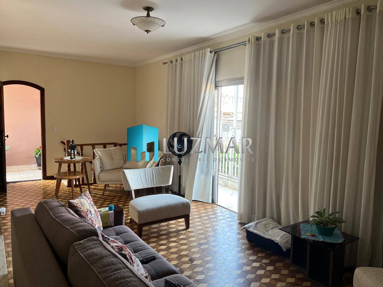 Casa à venda com 3 quartos, 290m² - Foto 6