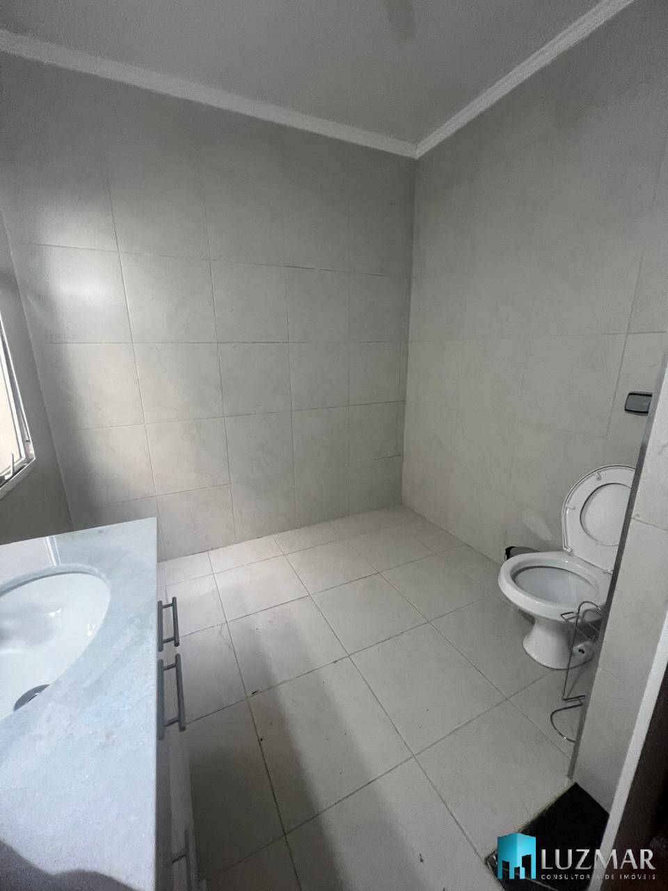 Casa de Condomínio à venda com 4 quartos, 258m² - Foto 12