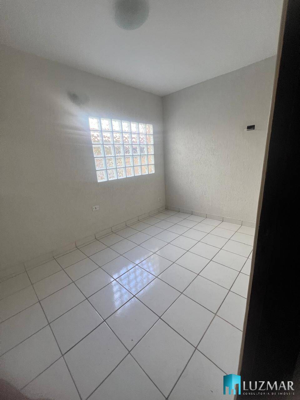 Casa de Condomínio à venda com 4 quartos, 258m² - Foto 28