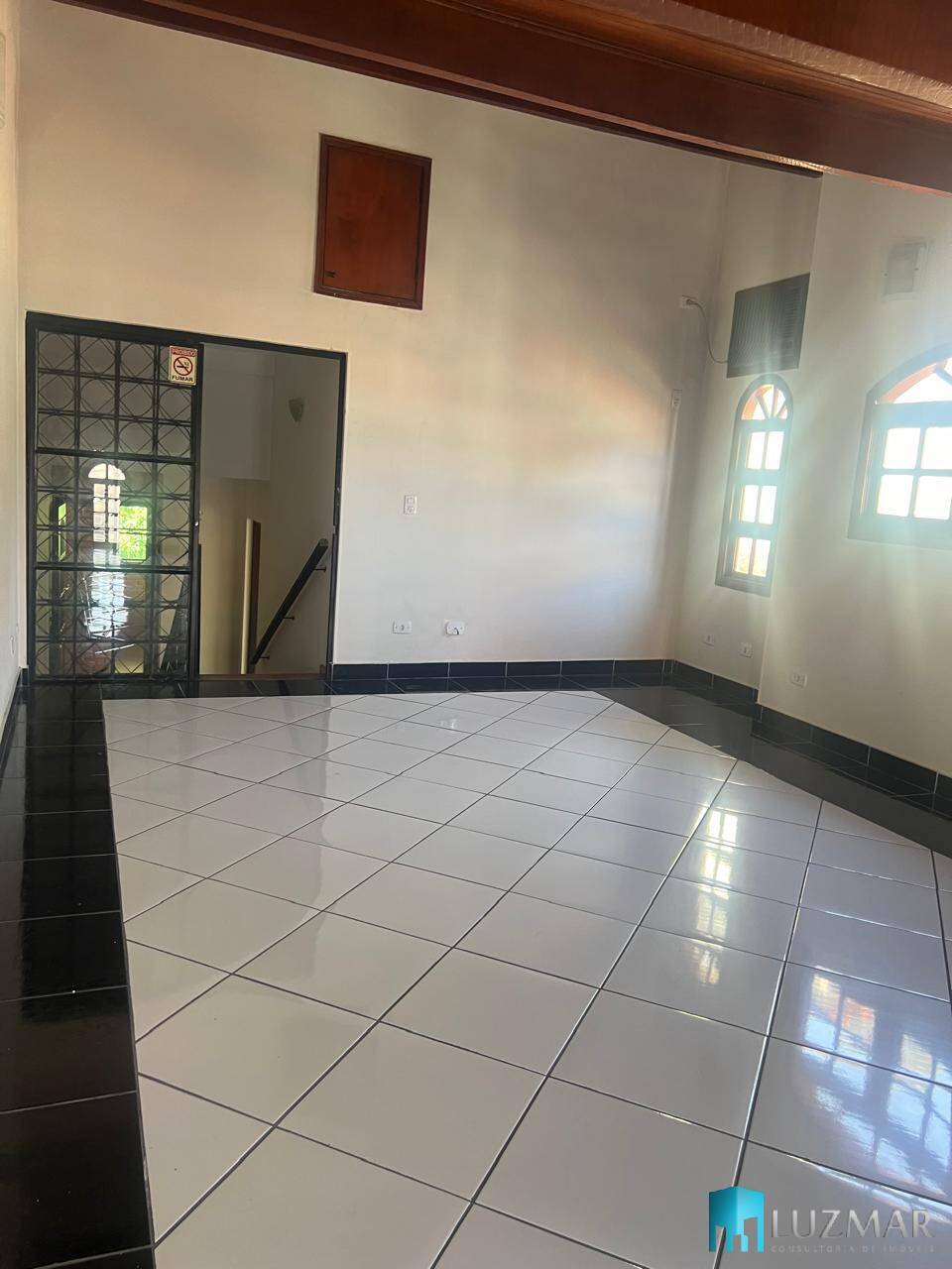 Casa de Condomínio à venda com 4 quartos, 258m² - Foto 36