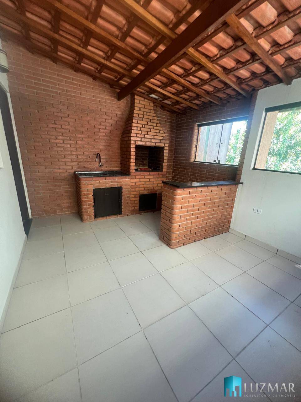 Casa de Condomínio à venda com 4 quartos, 258m² - Foto 5