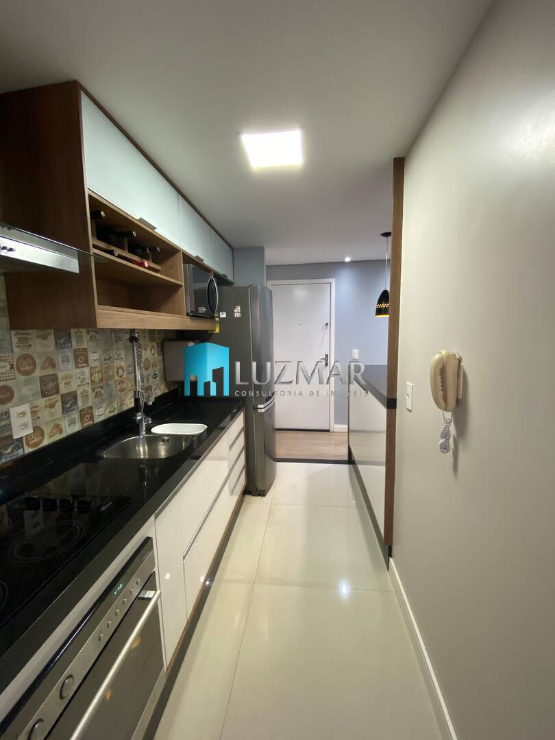 Apartamento à venda com 2 quartos, 57m² - Foto 6