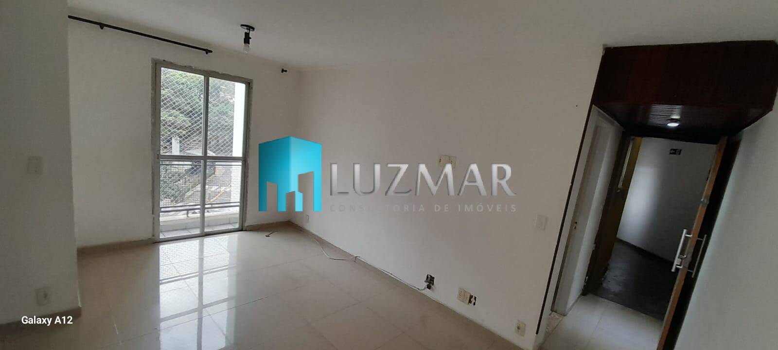 Apartamento à venda com 2 quartos, 55m² - Foto 2