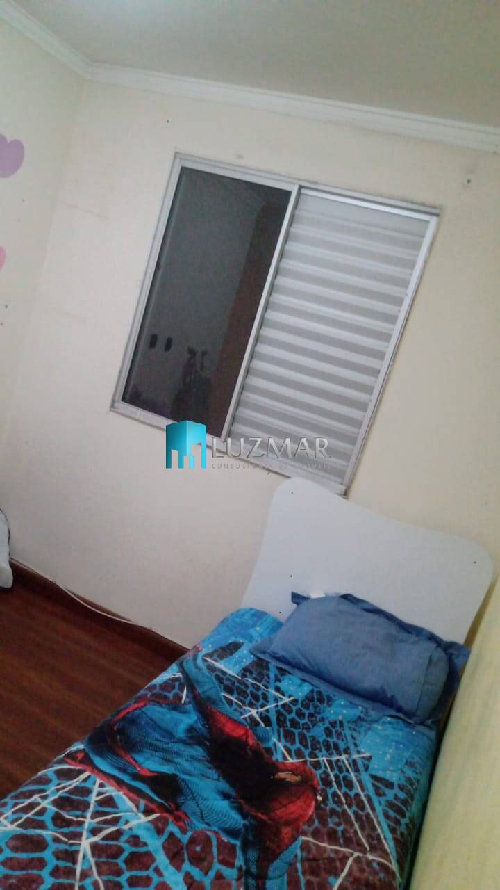 Apartamento à venda com 2 quartos, 42m² - Foto 4