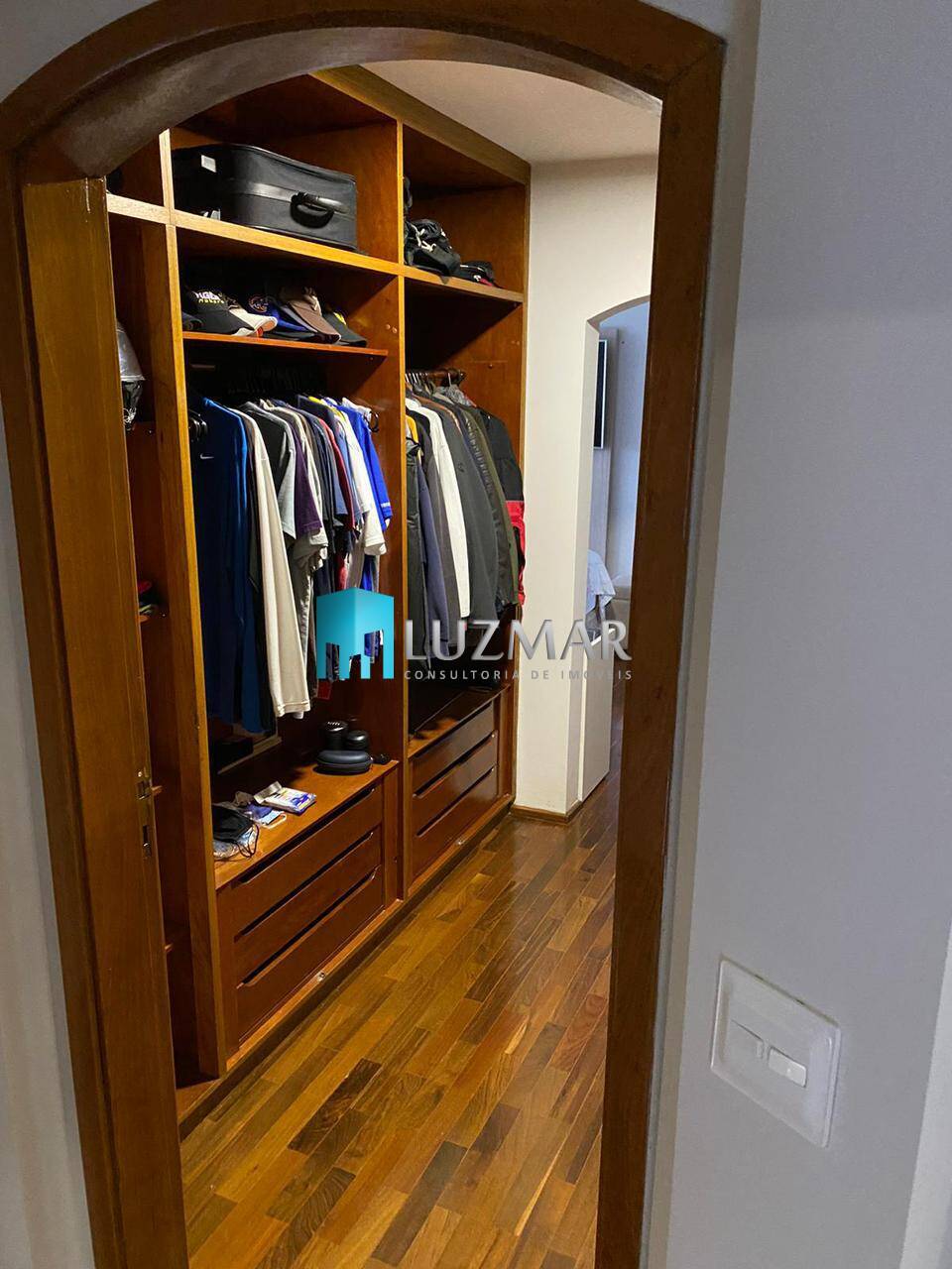 Apartamento à venda com 4 quartos, 256m² - Foto 25