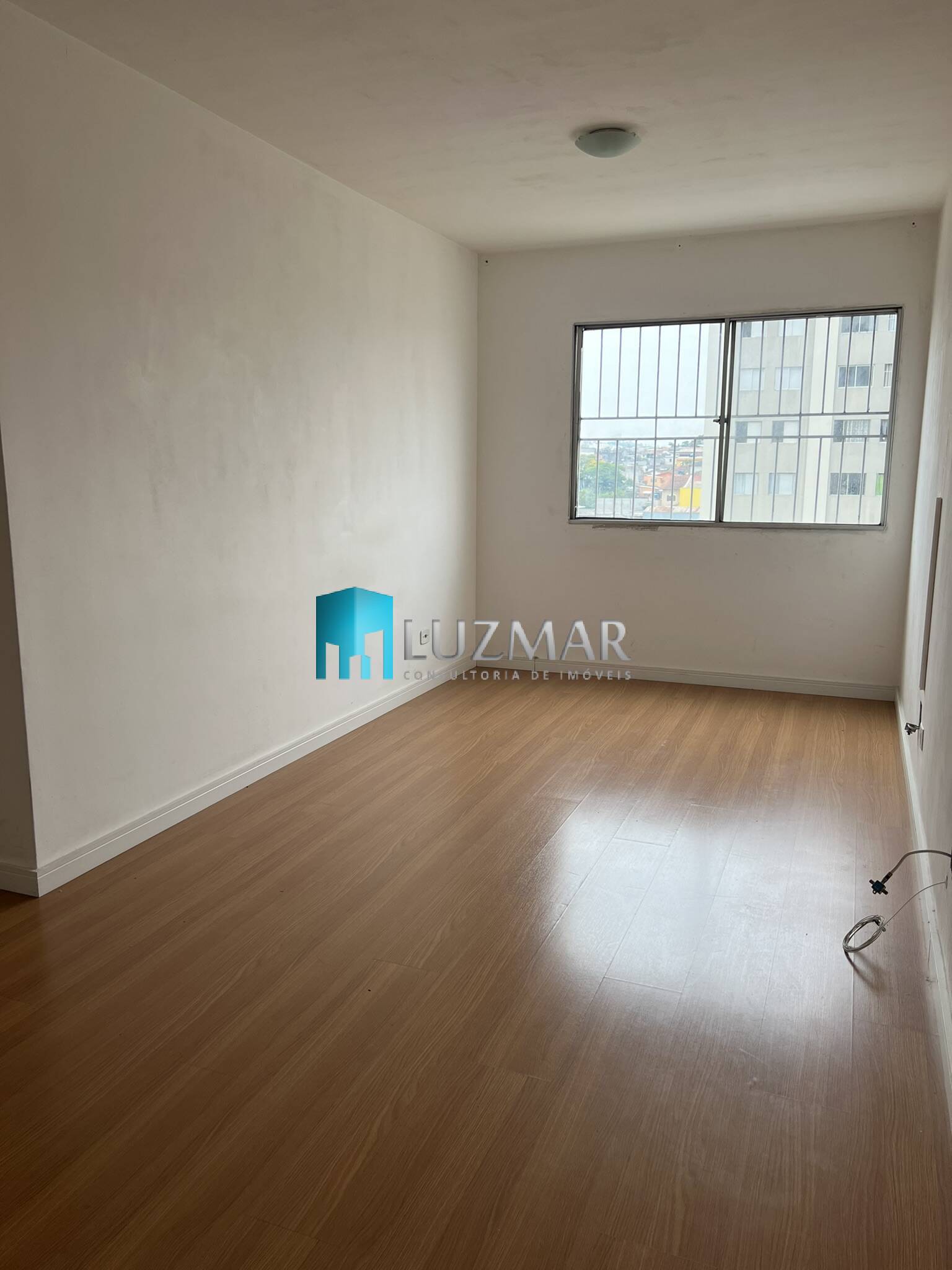 Apartamento à venda com 3 quartos, 64m² - Foto 2