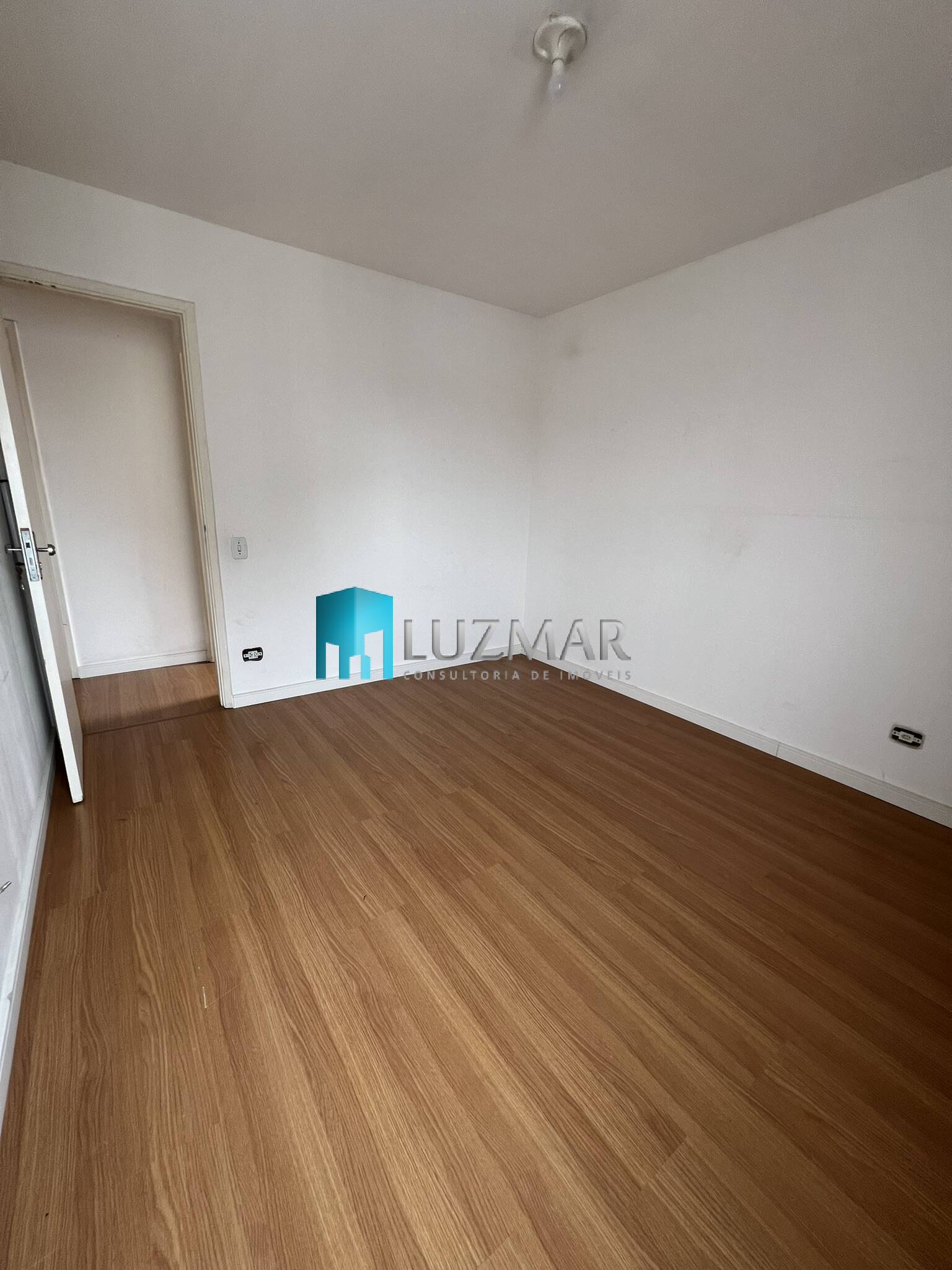 Apartamento à venda com 3 quartos, 64m² - Foto 19