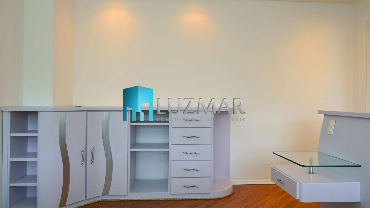 Apartamento à venda com 1 quarto, 61m² - Foto 12