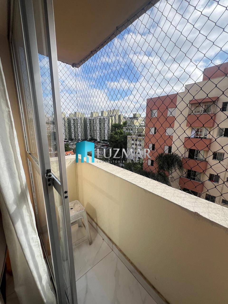 Apartamento à venda com 3 quartos, 72m² - Foto 4