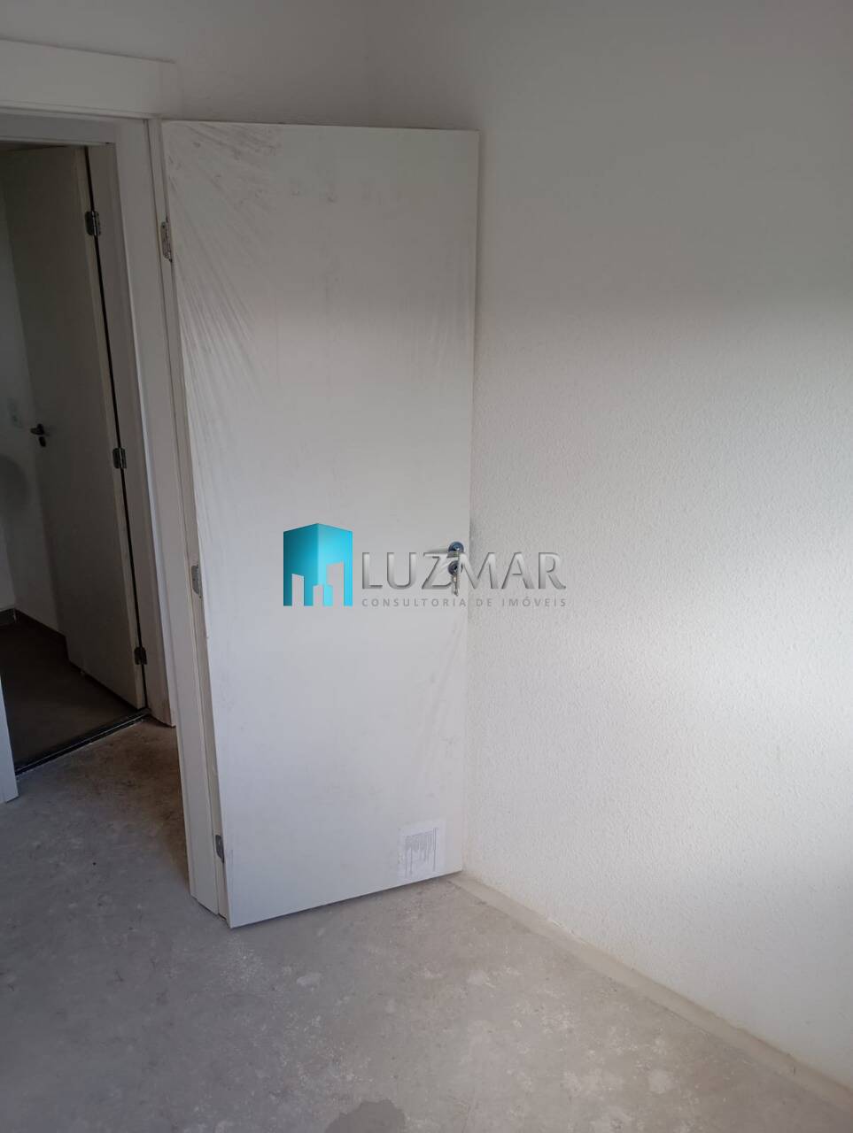 Apartamento à venda com 2 quartos, 45m² - Foto 20