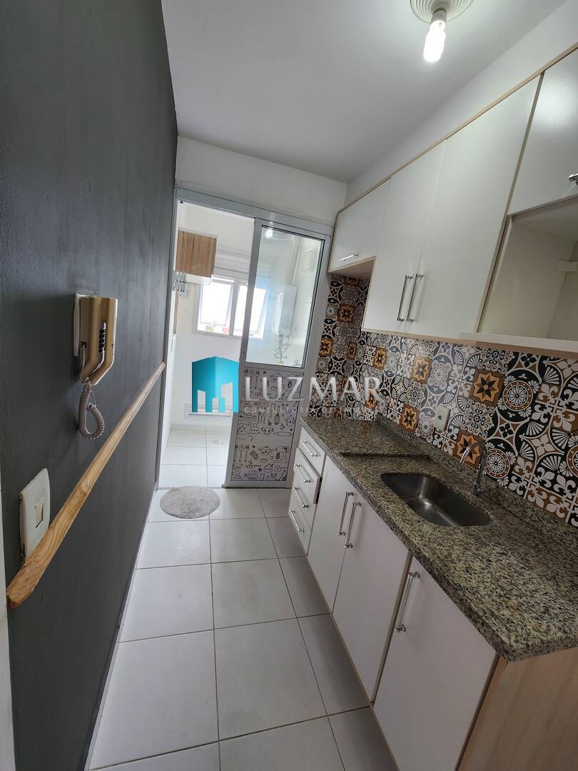 Apartamento à venda com 2 quartos, 64m² - Foto 9