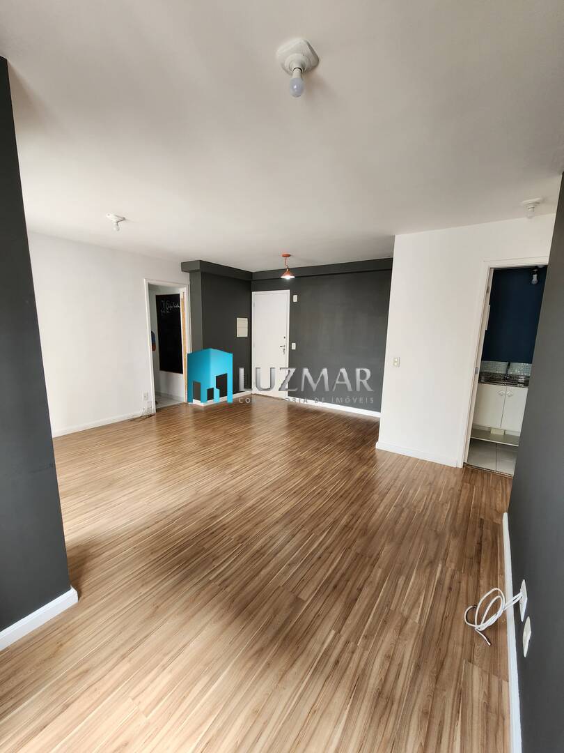 Apartamento à venda com 2 quartos, 64m² - Foto 10