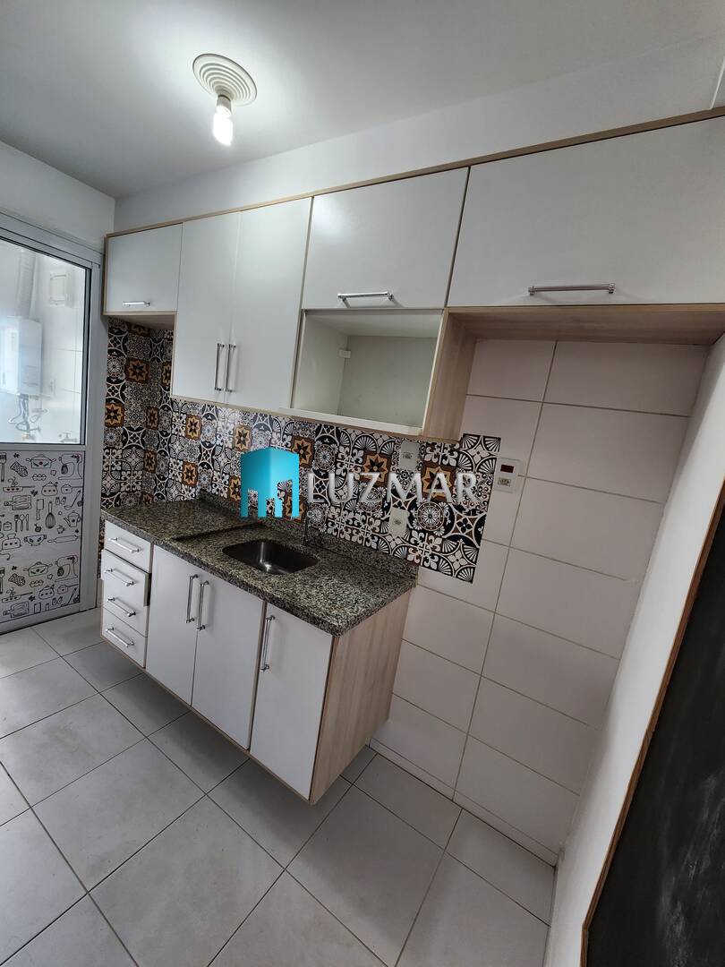 Apartamento à venda com 2 quartos, 64m² - Foto 8