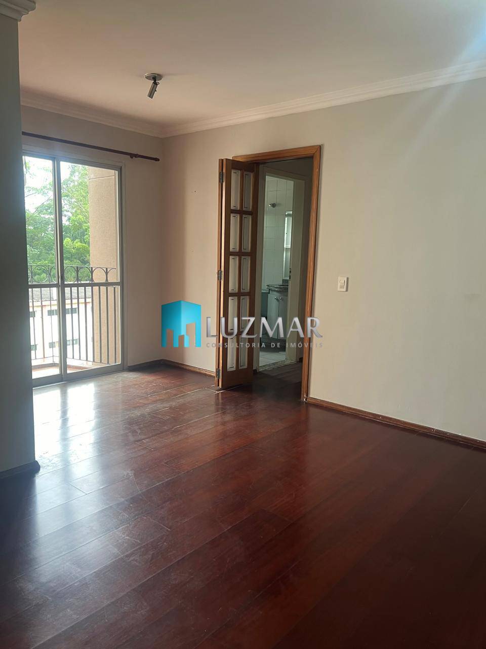 Apartamento à venda com 3 quartos, 63m² - Foto 2