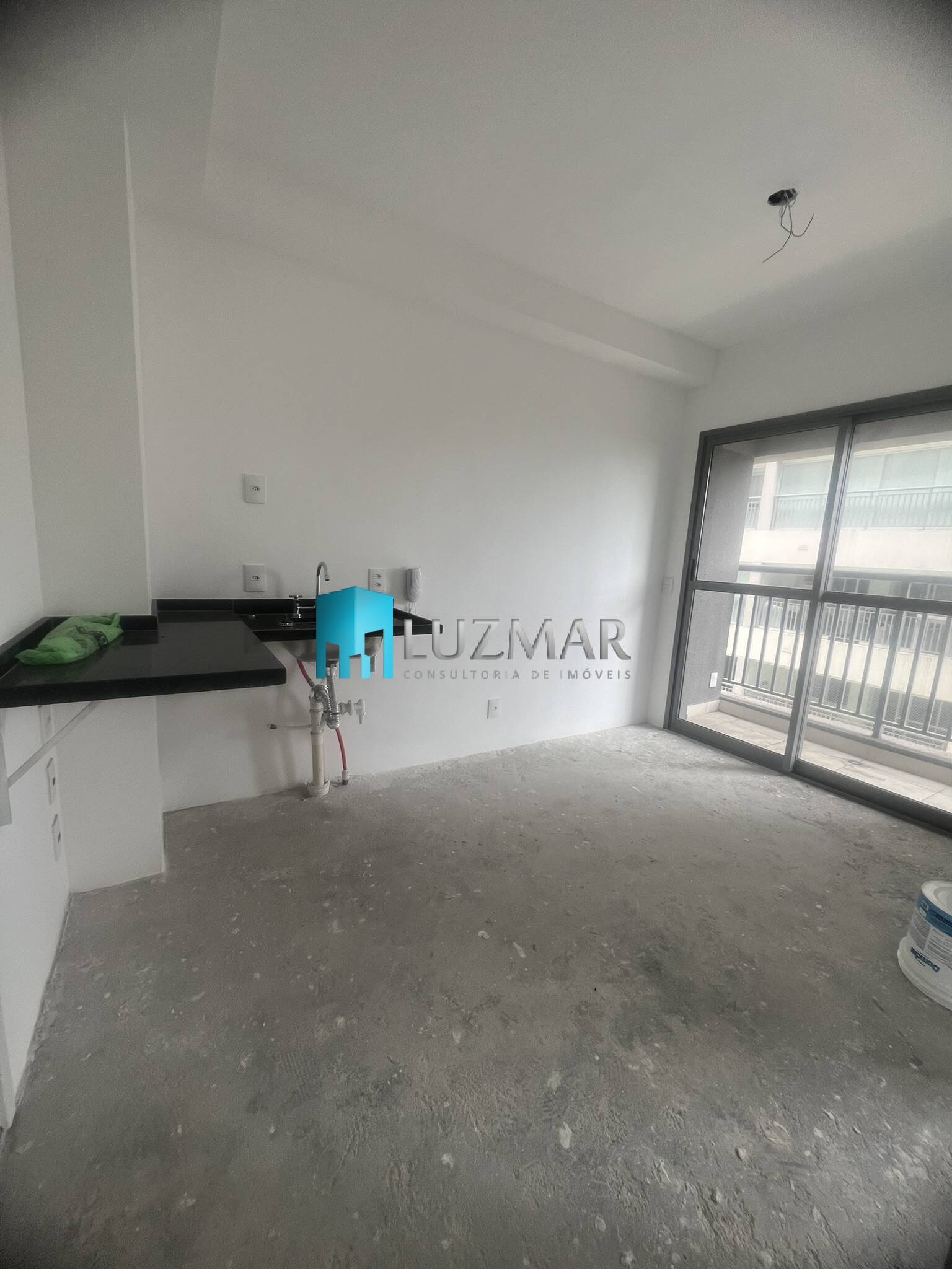 Apartamento à venda com 1 quarto, 26m² - Foto 1