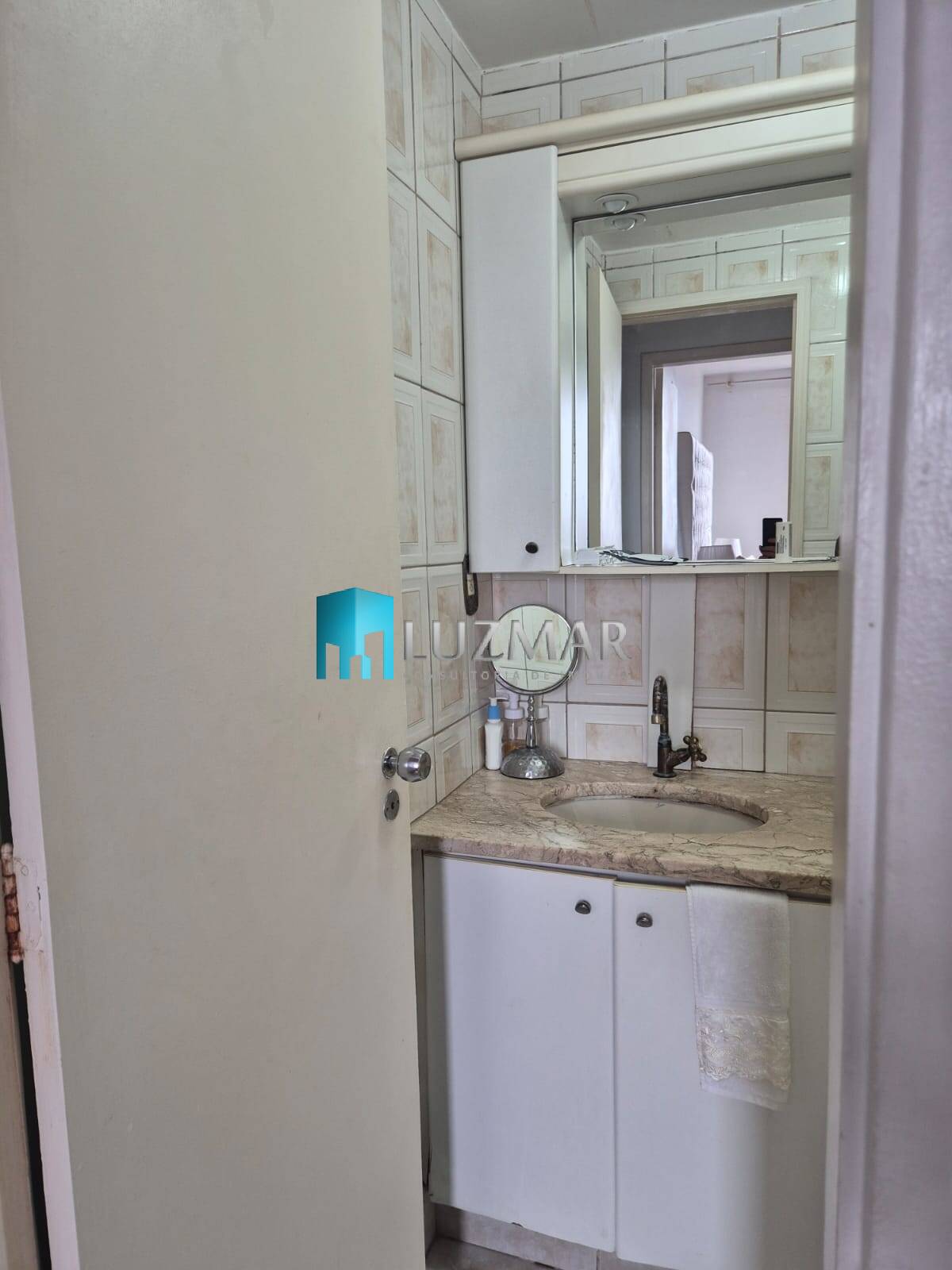 Apartamento à venda com 3 quartos, 74m² - Foto 15