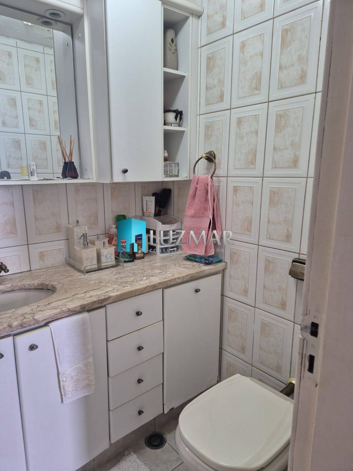 Apartamento à venda com 3 quartos, 74m² - Foto 8